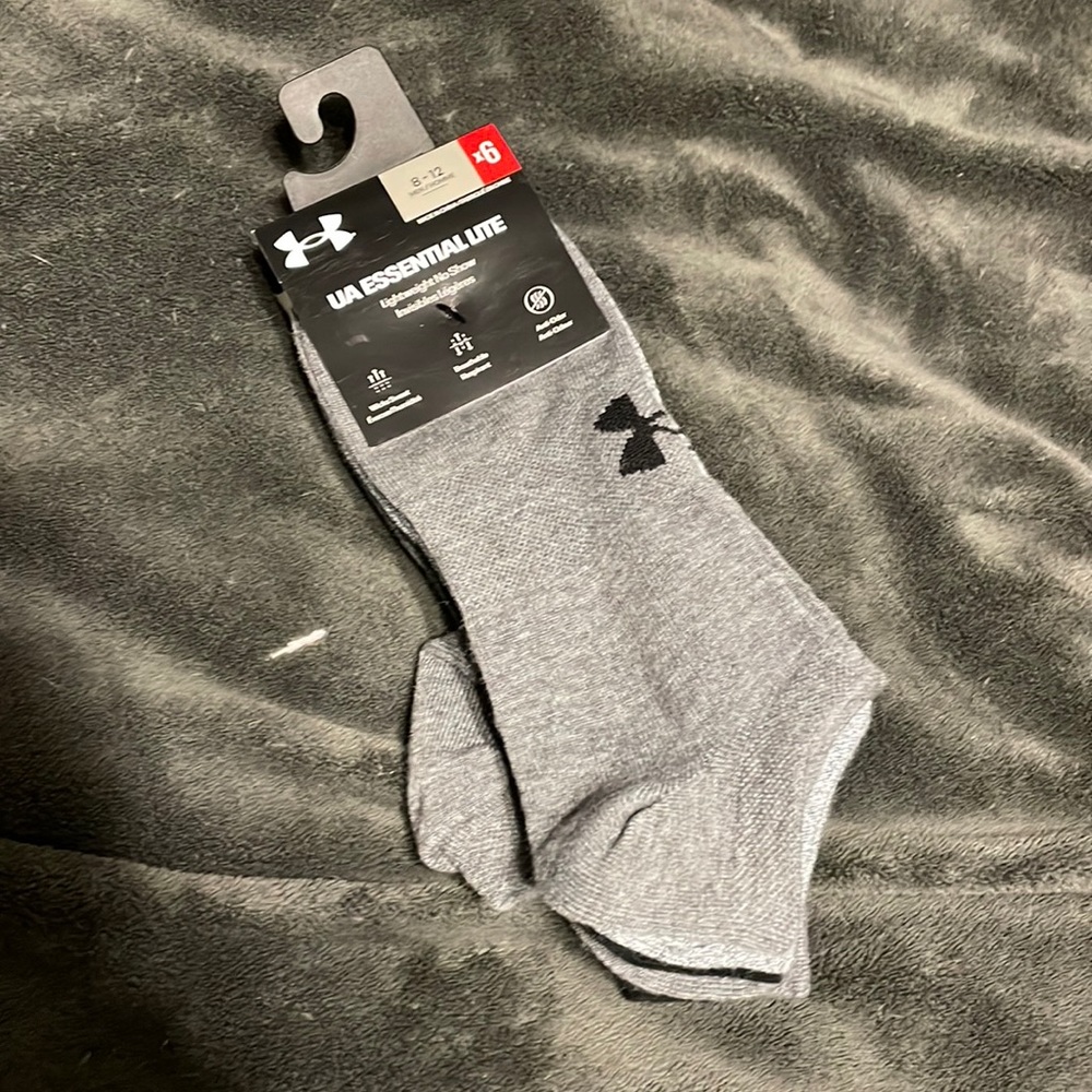 Brand new Under Armour socks